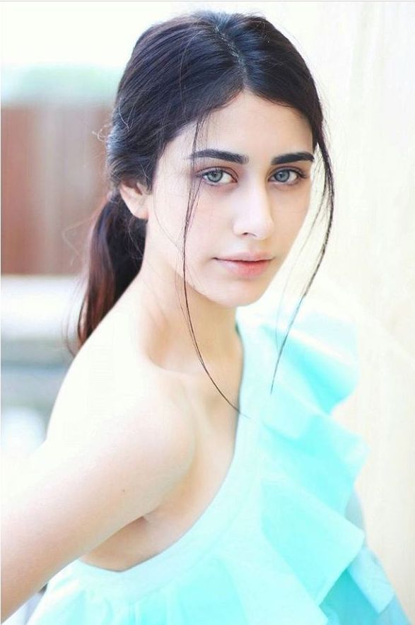 Warina Hussain  Height, Weight, Age, Stats, Wiki and More